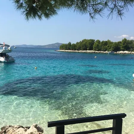 Mak * Trogir